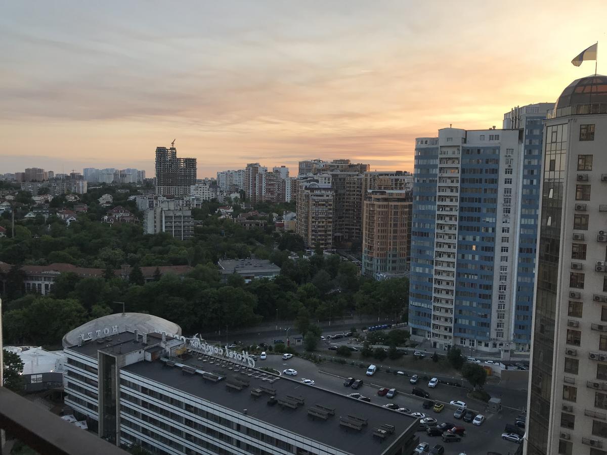 Apartment In Arсadia 2 Bedrooms Odessa Ngoại thất bức ảnh